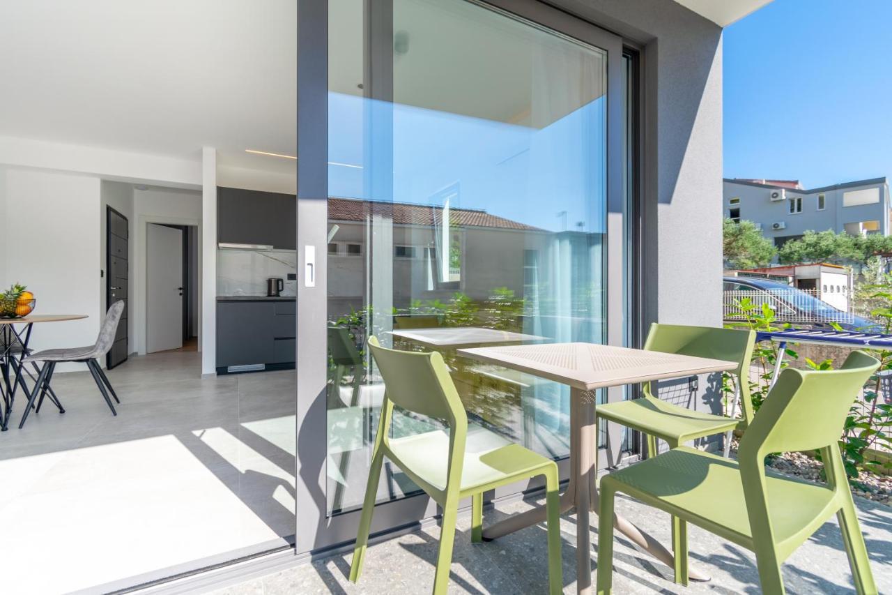 Apartmani Pino 1 Baška Voda Exterior foto