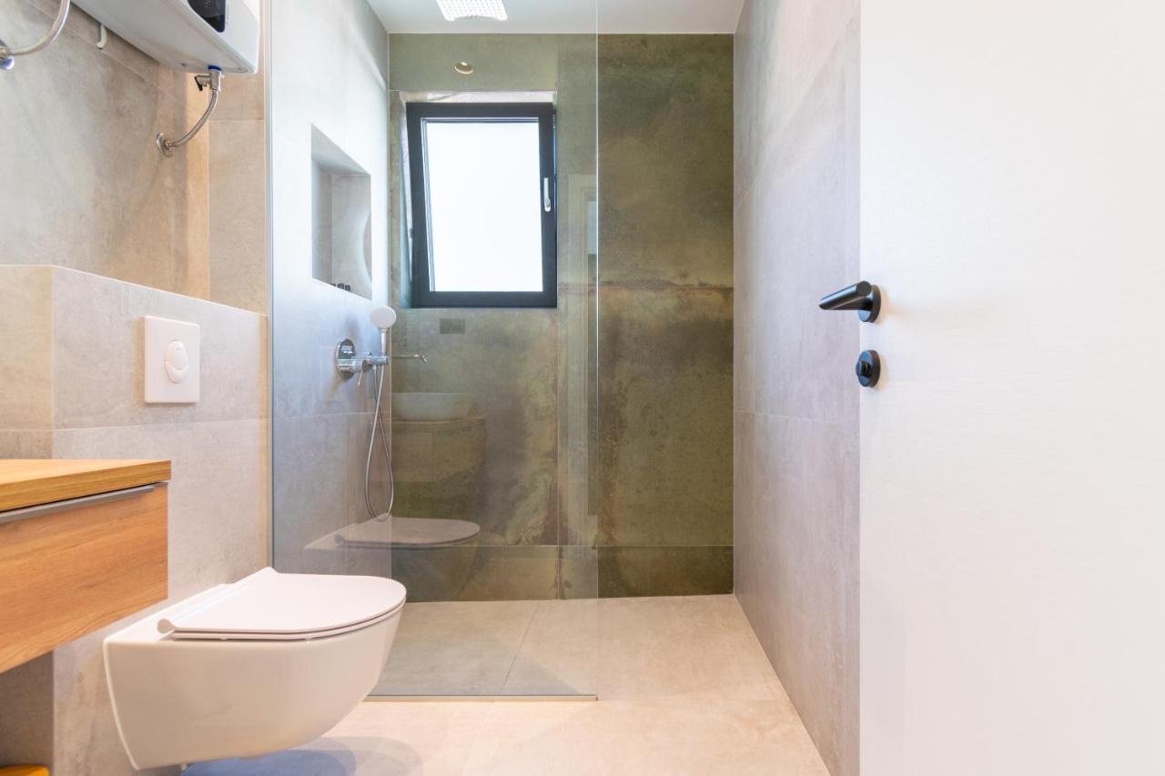 Apartmani Pino 1 Baška Voda Exterior foto