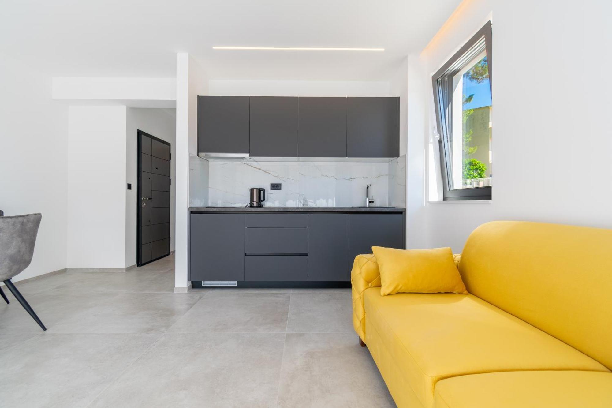 Apartmani Pino 1 Baška Voda Exterior foto